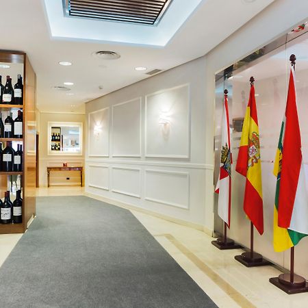 Hotel Gran Via لوغرونيو المظهر الخارجي الصورة