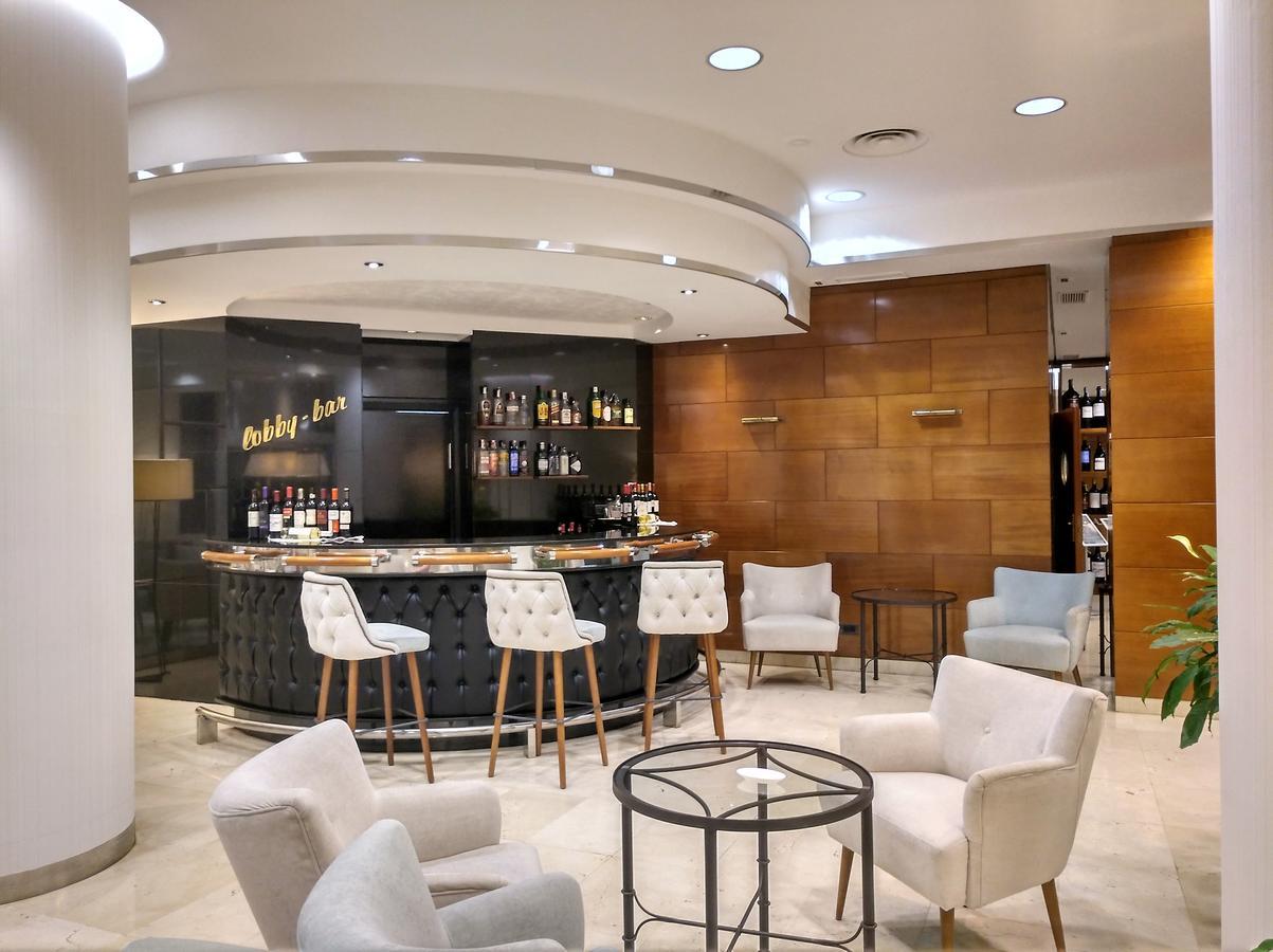 Hotel Gran Via لوغرونيو المظهر الخارجي الصورة